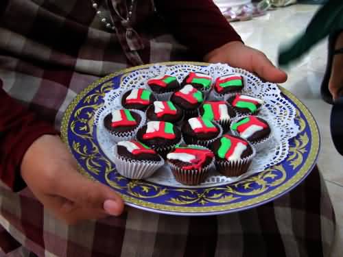 Beautiful Omani Flag Cupcakes On National Day Of Oman