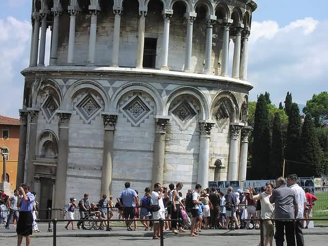 Crowd At The Leaning Tower Of Pisa, Italy