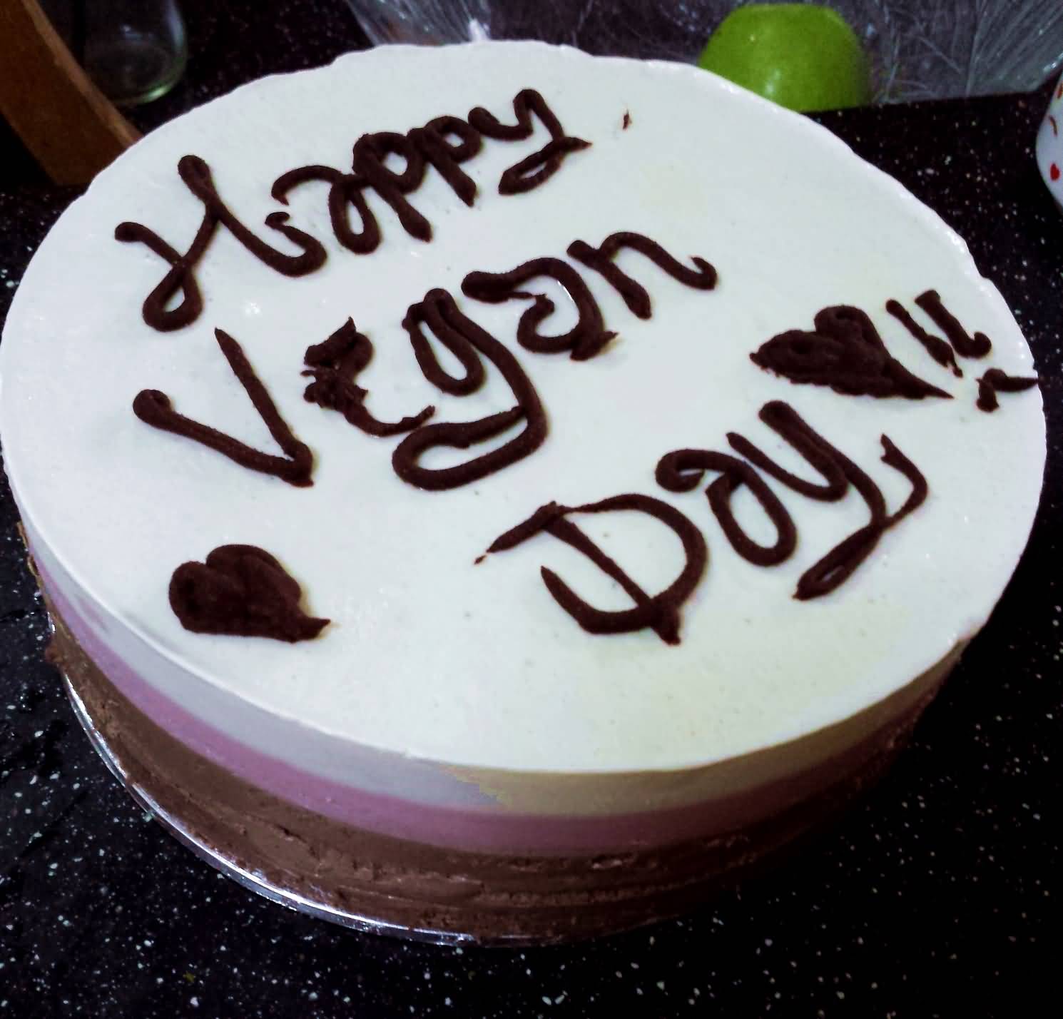 Happy Vegan Day Cake Picture