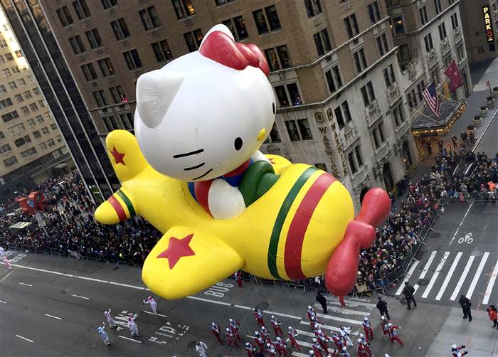 Hello Kitty In Aeroplane Balloon Float At Thanksgiving Dat Parade