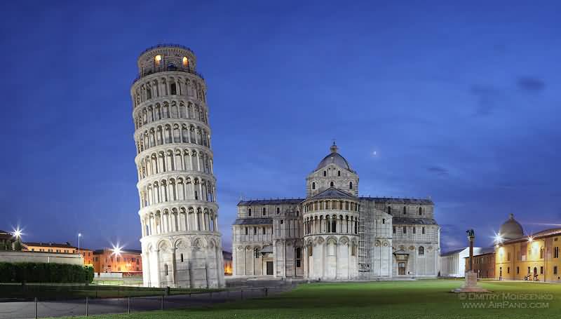 Night View Of Leaning Tower And Cathedral Of Pisa Picture