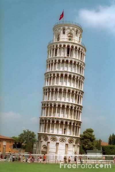 Picture Of The Leaning Tower Of Pisa, Tuscany, Italy