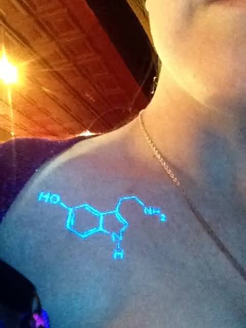 Black Light Serotonin Molecule Tattoo On Girl Collar Bone