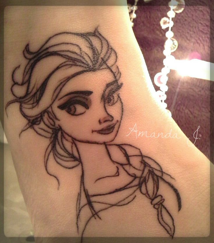 Outline Elsa Tattoo