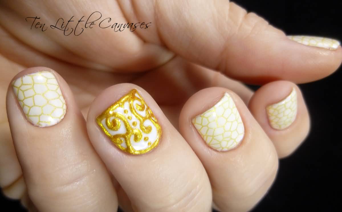 Beautiful Golden Design Accent Nail Art