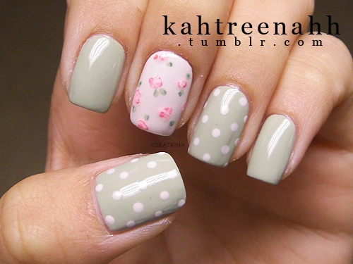 Pink Flowers Accent Nail Art