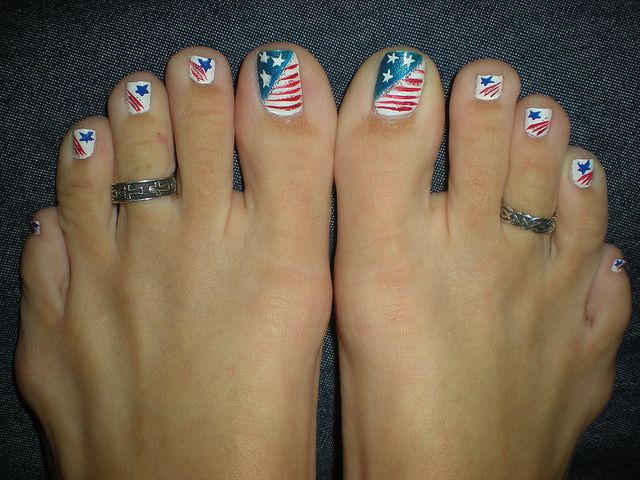 Adorable Fourth Of July Nail Art Design For Toe