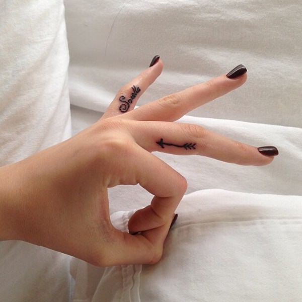 85+ Cool Arrow Tattoos On Fingers