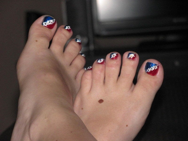 Beautiful Fourth Of July Nail Design For Toe