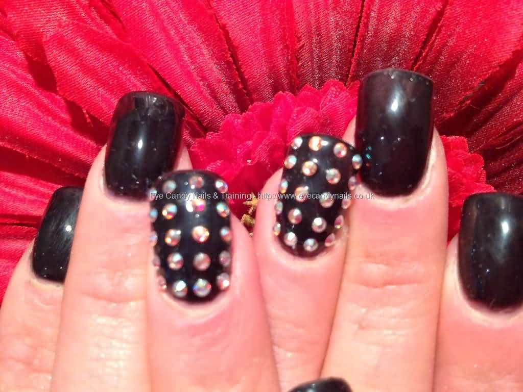 Black Nails With Gold Metallic Caviar Nail Art