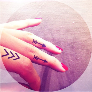 Chevron Arrows Tattoos On Fingers