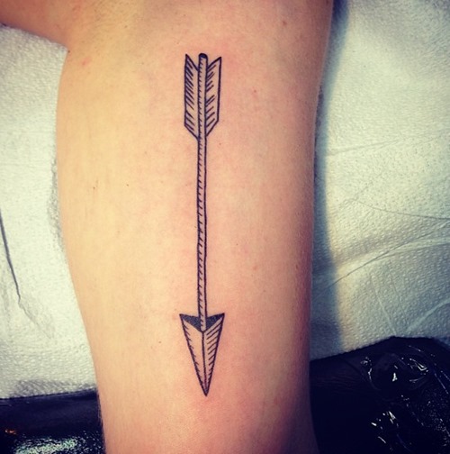 Cool Tribal Arrow Tattoo On Leg