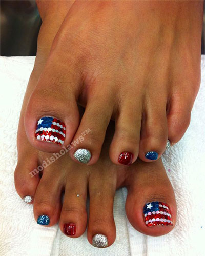 Elegant Fourth Of July Nail Art For Toe