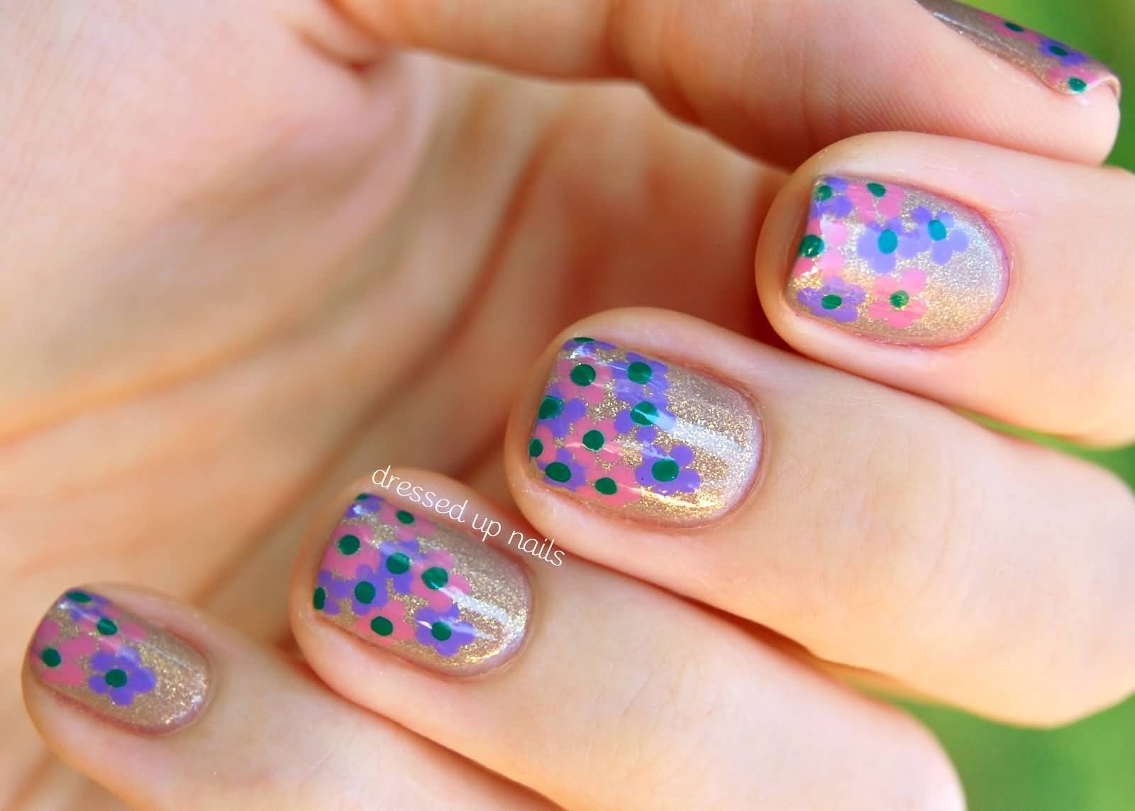 Glitter Nails With Flower Nail Art