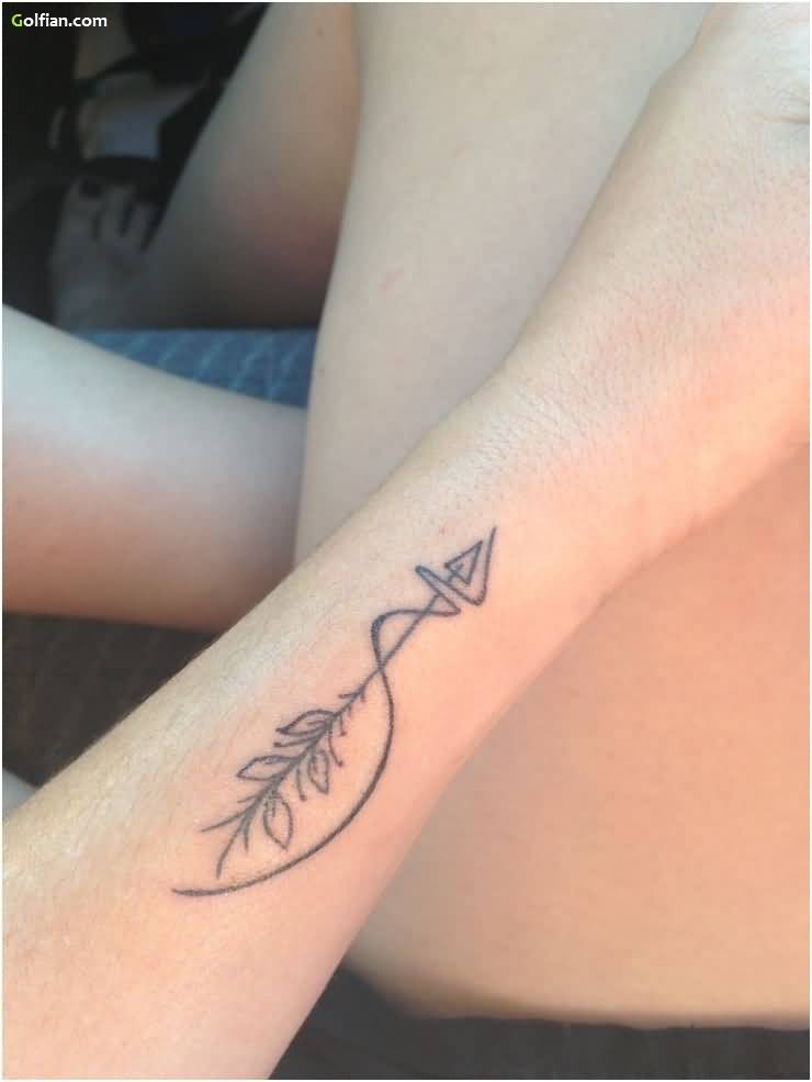 Lovely Arrow With Thread Made Tattoo On Wrist