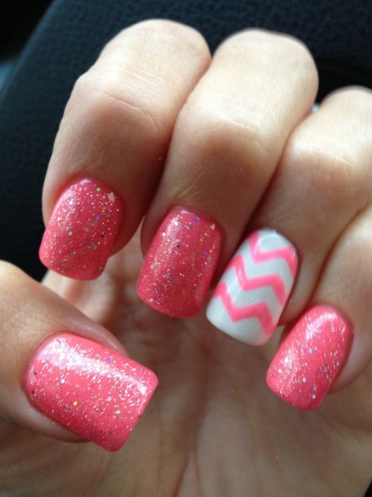 Pink Chevron Nail Art Design