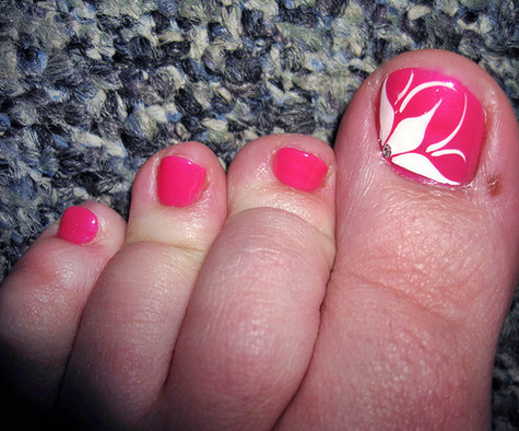 Pink Flower Nail Art Design For Toe
