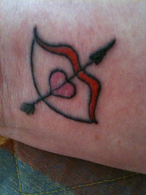 Sweet Bow And Arrow With Heart Tattoo Design