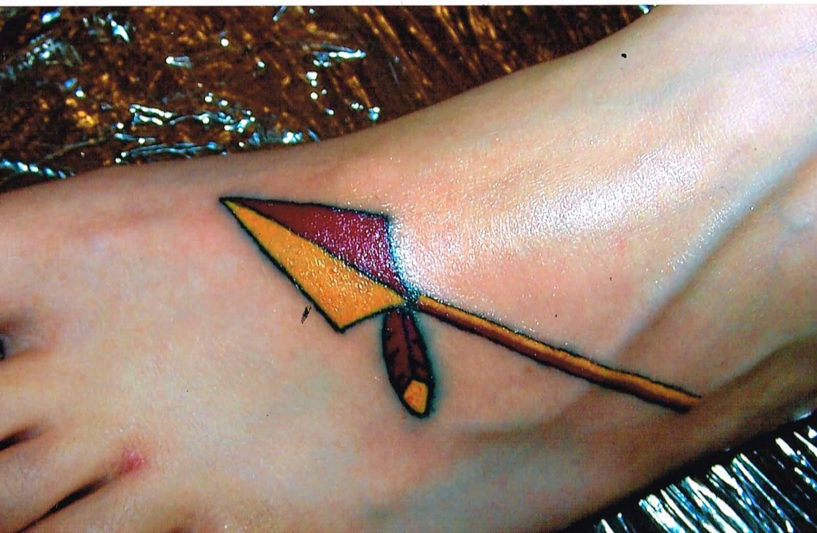 Very Impressive Arrow Tattoo On Foot