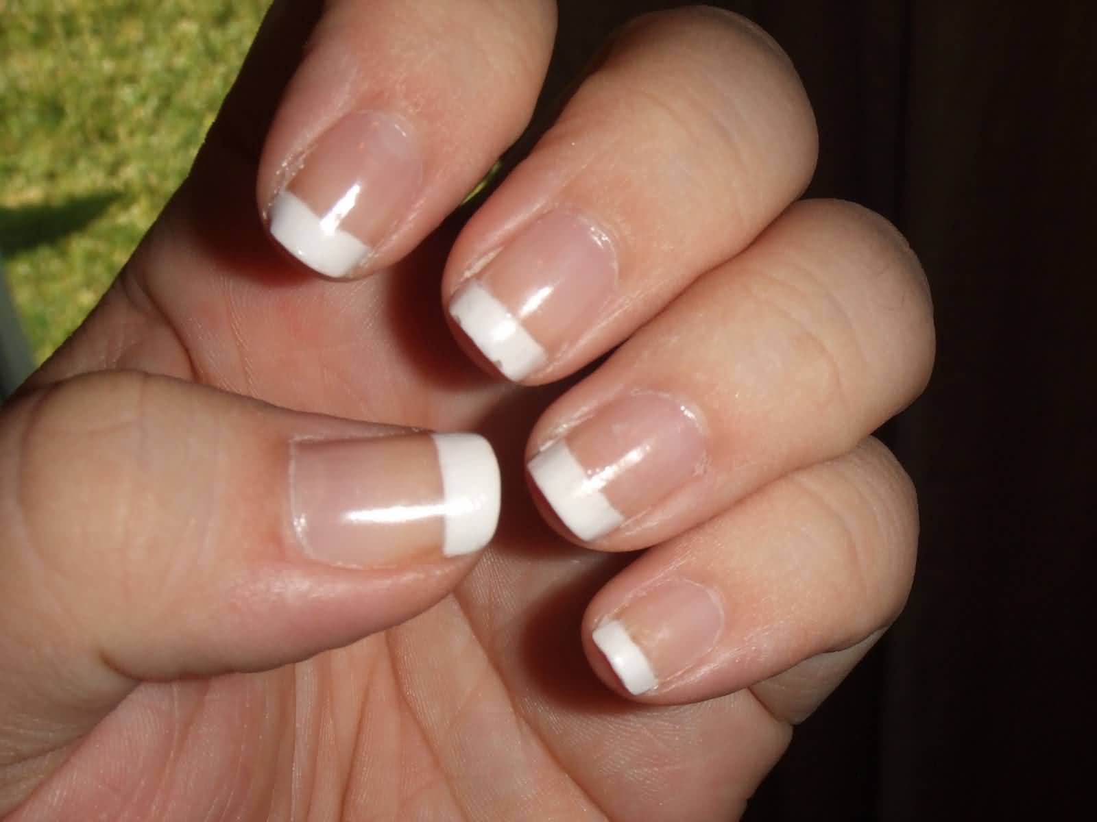 White French Tip Nude Nails