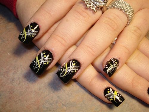 Black Acrylic Nail Art With Flowers Design