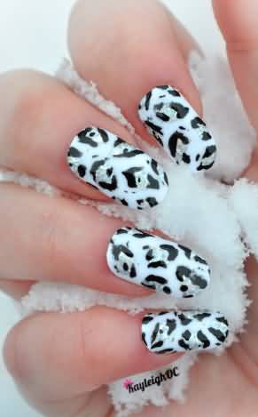 Black And White Cute Leopard Print Nail Art
