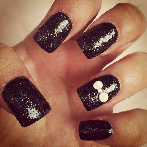 Black Glitter Acrylic Nail Art With Accent 3d Bow Design