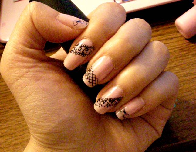French Tip Black Lace Nail Art Design