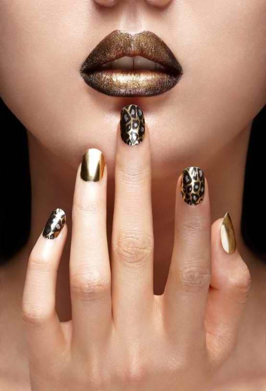 Golden Accent Metallic Nail Design
