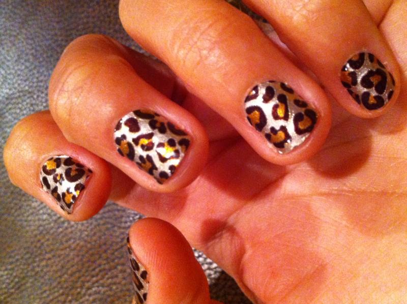 Silver And Red Leopard Print Nail Art