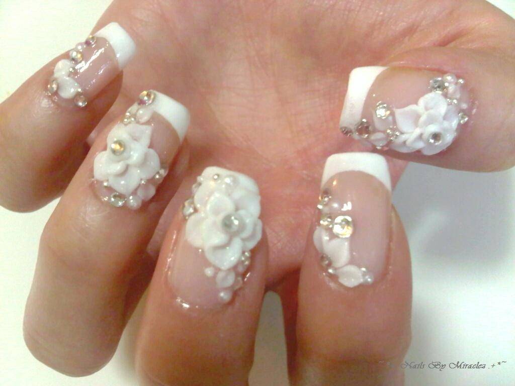 White Acrylic 3d Flowers Nail
