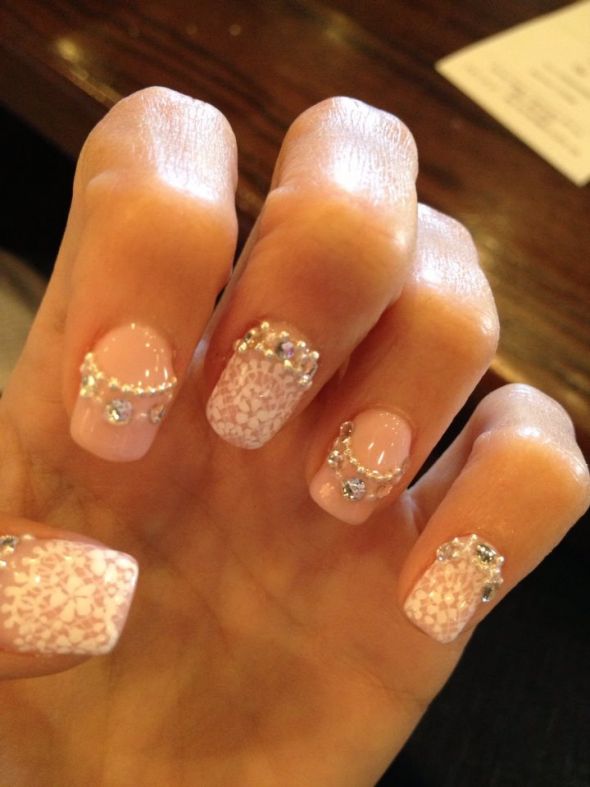 White Lace Flowers Nail Art With Rhinestones