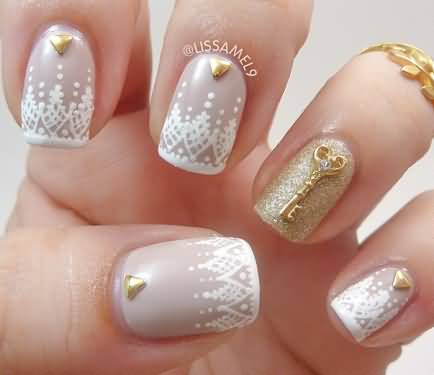 White Lace Lace Nail Art With Accent 3d Golden Key Design