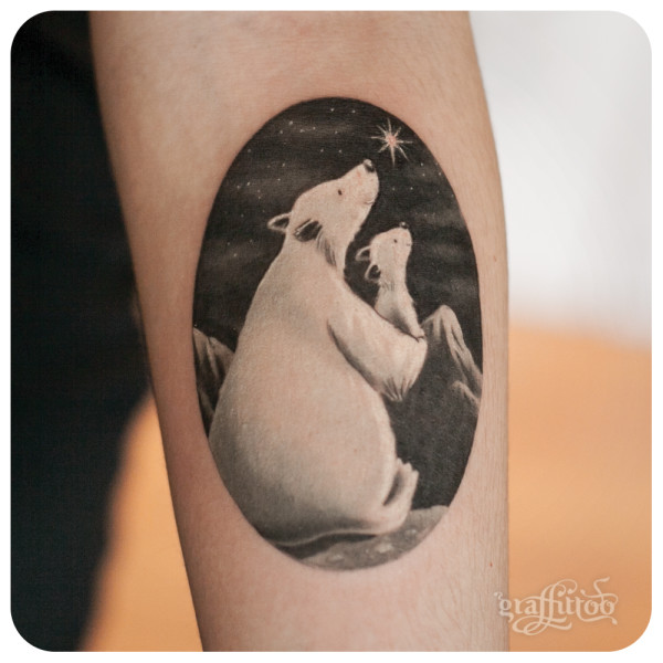Beautiful Polar Bear And Baby Polar Bear Looking At Sky Tattoo