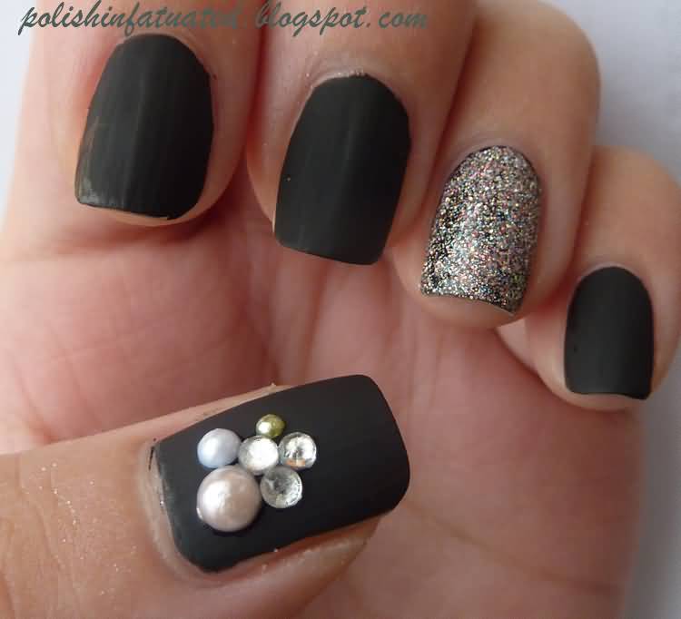 Black Matte Nail Art With Pearls Design And Glitter Accent Nail