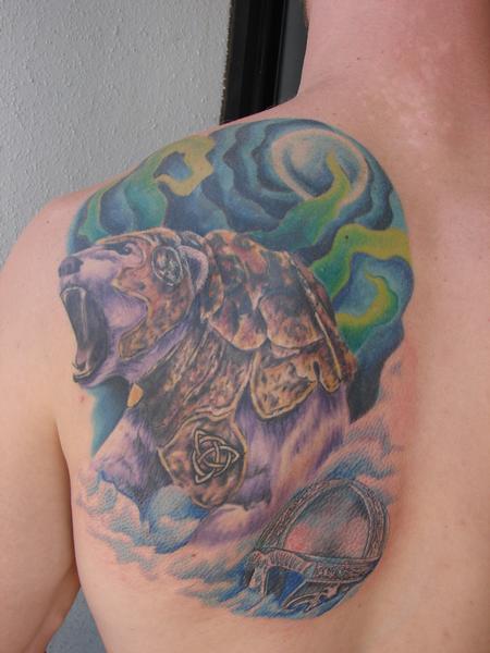 Colorful Roaring Bear Tattoo On Left Back Shoulder