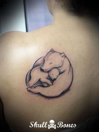 Cute Mom And Baby Polar Bear Love Tattoo On Left Upper Back