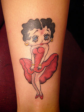 Betty Boop With Blue Eyes Tattoo On Arm