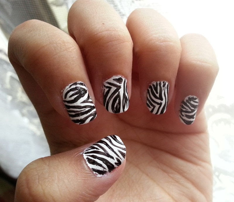 Black And White Amazing Zebra Print Nail Art
