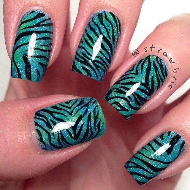 Blue Gel Zebra Print Nail Art