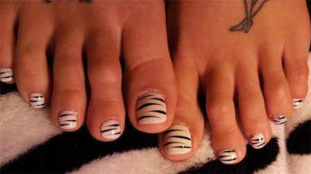 Easy Zebra Print Nail Art For Toe