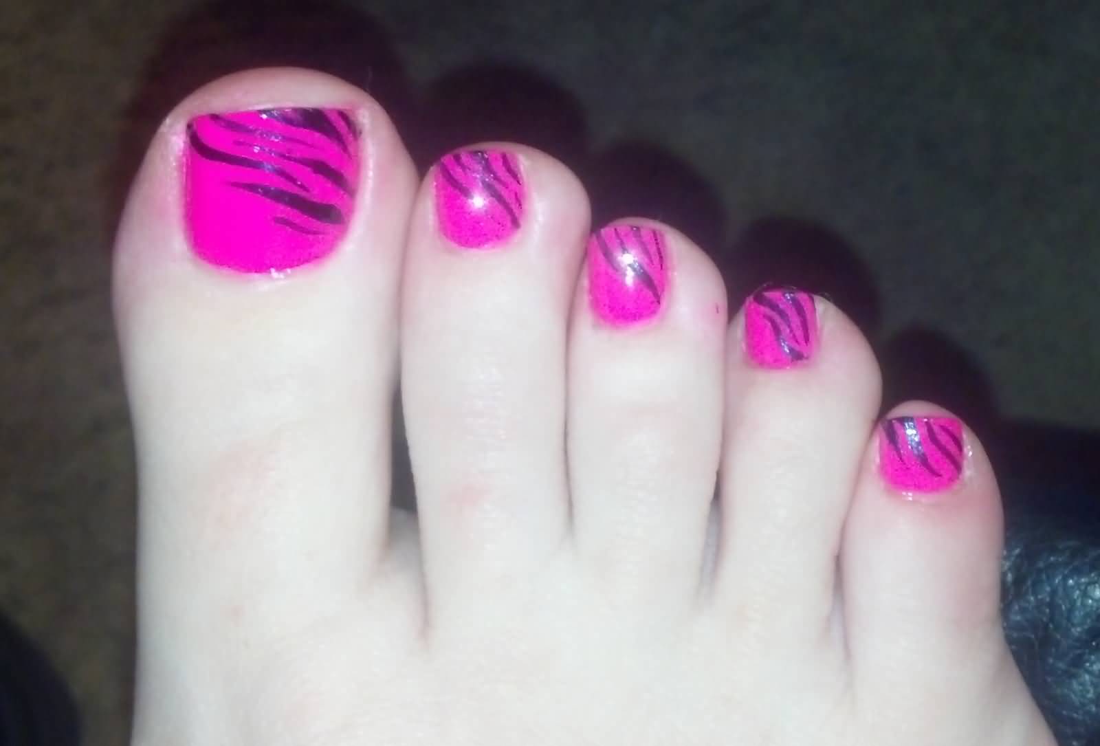 Pink Glossy Zebra Print Nail Art For Toe