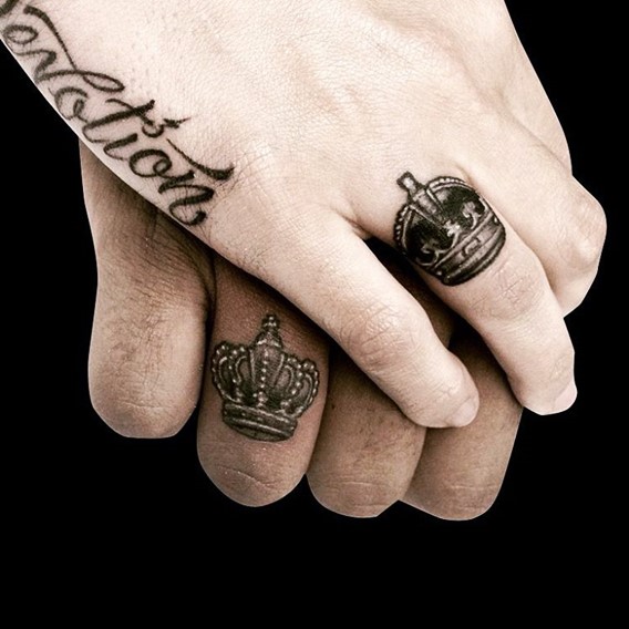 Beautiful And Small Crowns Matching Tattoos On Fingers