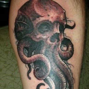 Black And Grey Cthulhu Tattoo On Leg By Kurt Wiscombe