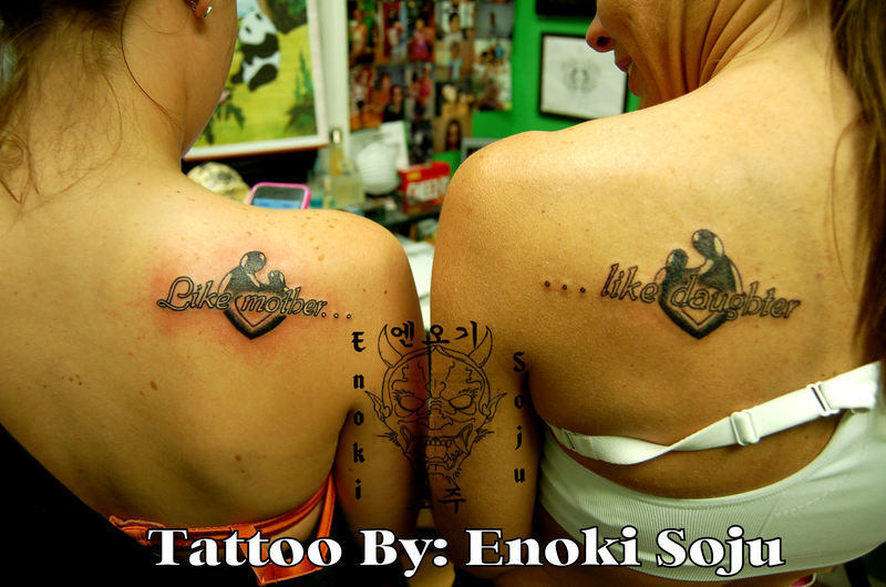 Creative Mom And Kid With Lettering Tattoos On Shoulders By Enoki Soju