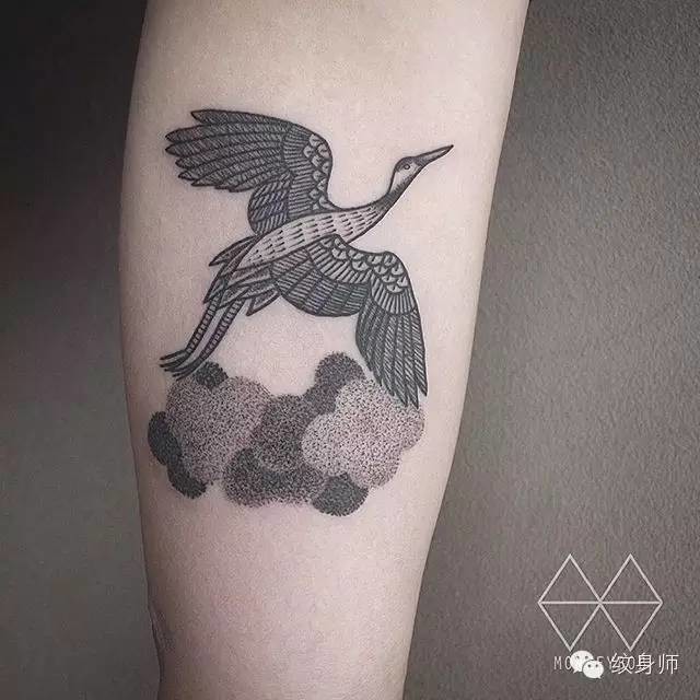 Dotwork Love Crane Tattoo On Leg