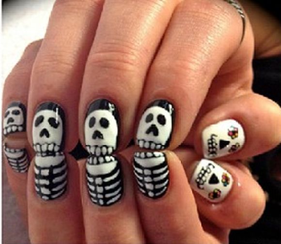 Halloween Skeleton Nail Art Design