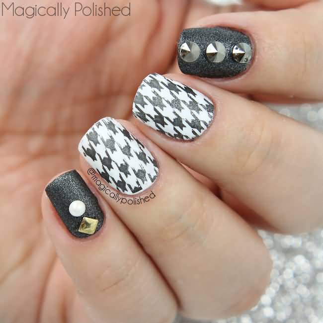 Houndstooth Nail Art With Cavair Beads Design