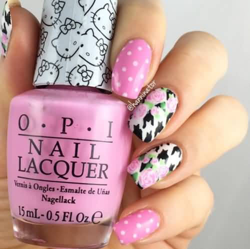 Houndstooth Nail Art With Pink Flowers Design