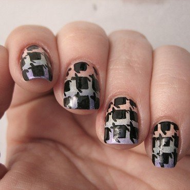 Ombre Nails With Black Houndstooth Nail Art
